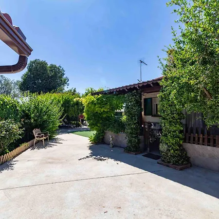 Agroturismo Cortijo Valmaruc *